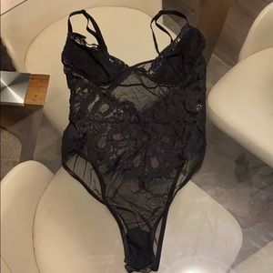 Lacey bodysuit